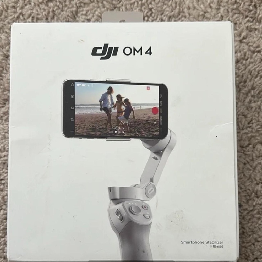 DJI OM 4 Smartphone Stabilizer in Gray